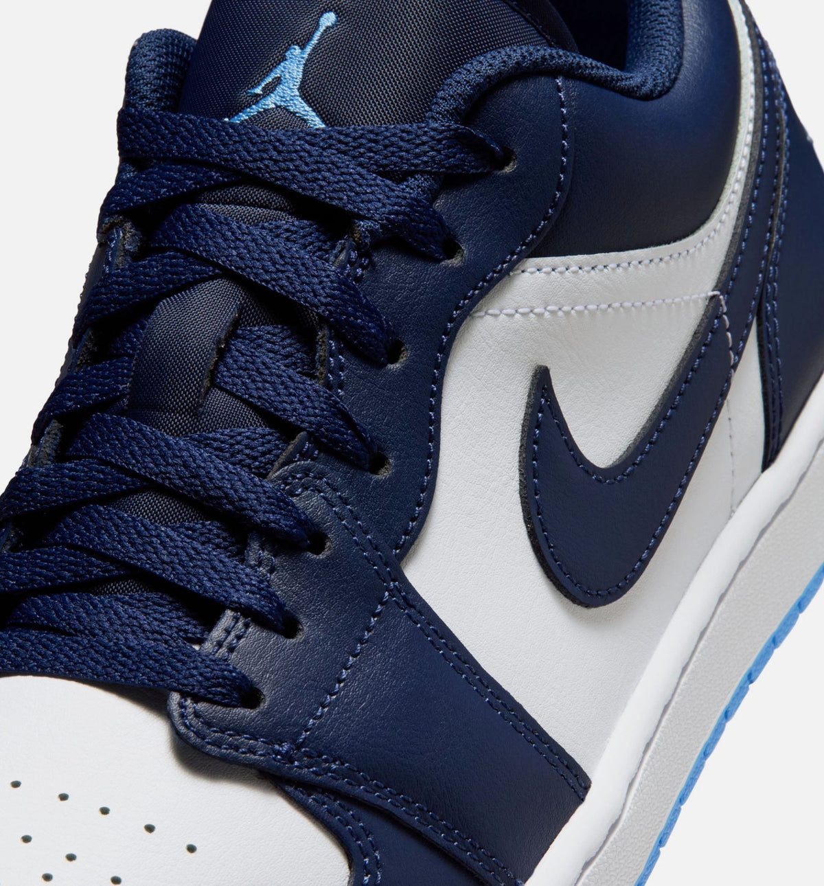 Air Jordan 1 Low – Men's Lifestyle Shoe | Midnight Navy/University Blue/White