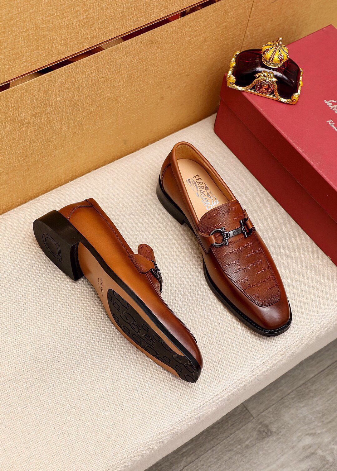 Ferragamo Textured Buckle Loafers